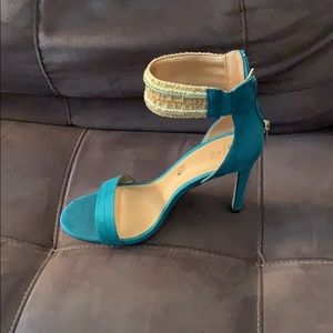 Women’s Aqua Heals with ankle beading